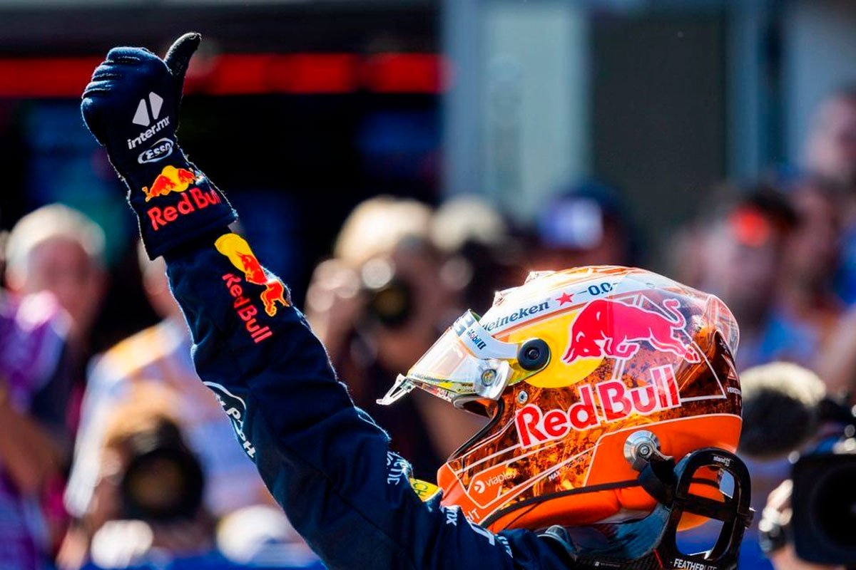 Victoria de Verstappen pese al acoso inicial de Norris